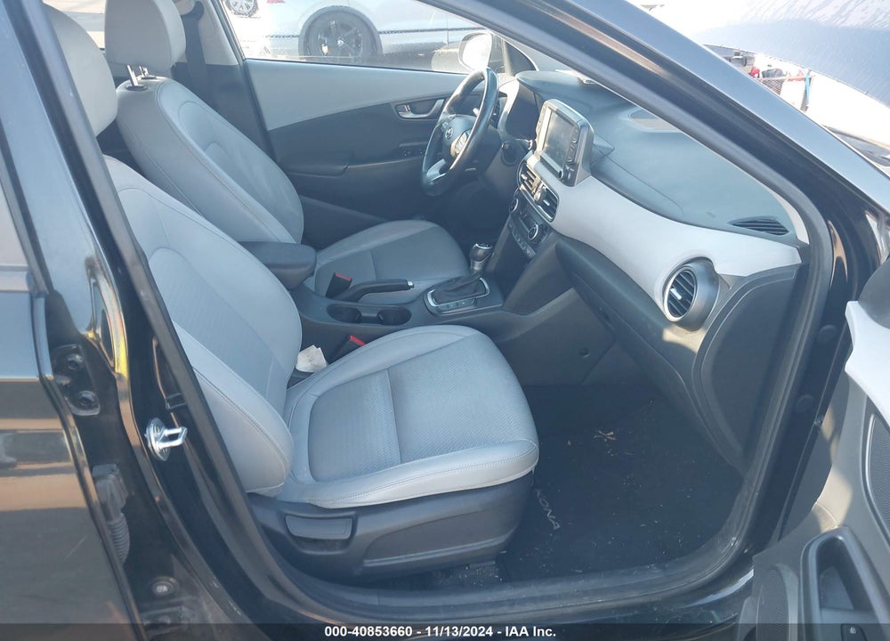 2019 HYUNDAI KONA LIMITED VIN: KM8K33A52KU205404