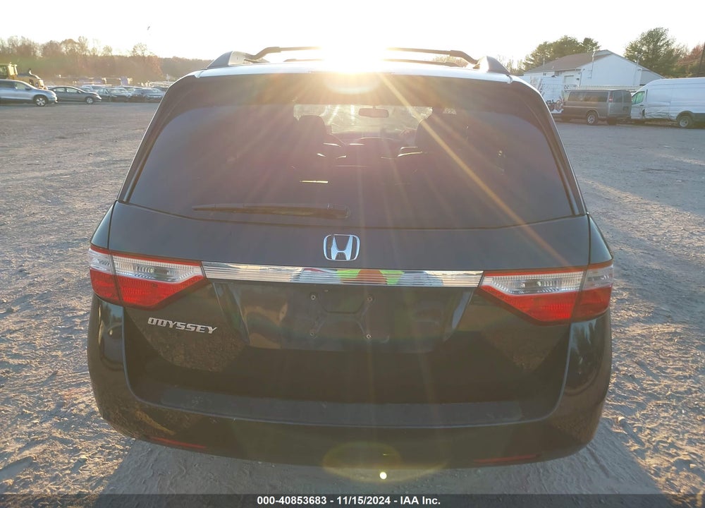 2011 HONDA ODYSSEY EX-L VIN: 5FNRL5H60BB069201