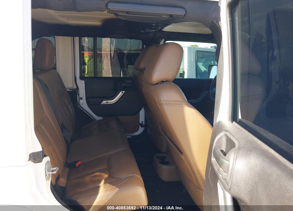 2015 JEEP WRANGLER UNLIMITED SAHARA VIN: 1C4BJWEG9FL614065