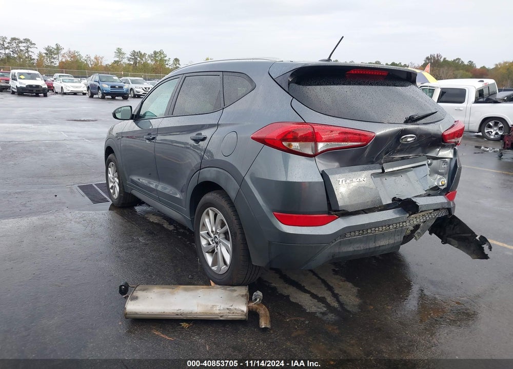 2016 HYUNDAI TUCSON SE VIN: KM8J33A47GU114428
