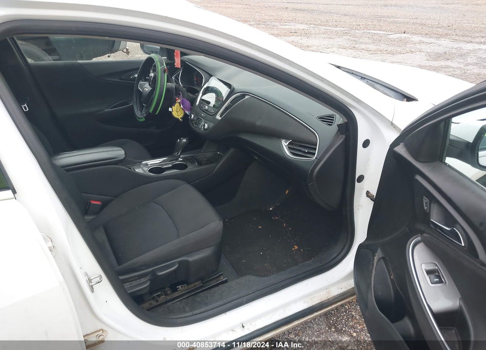 2019 CHEVROLET MALIBU LT VIN: 1G1ZD5ST8KF171653