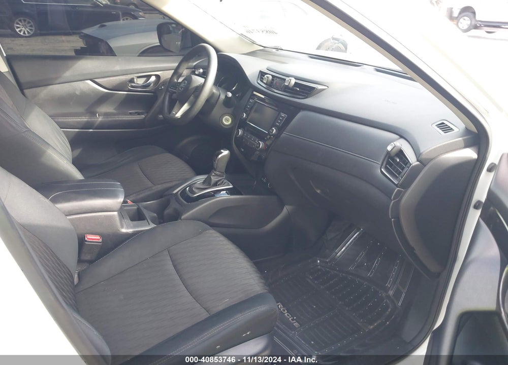2018 NISSAN ROGUE S VIN: 5N1AT2MT4JC791267