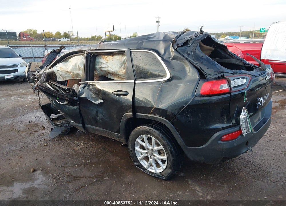 2016 JEEP CHEROKEE LATITUDE VIN: 1C4PJLCB0GW324079