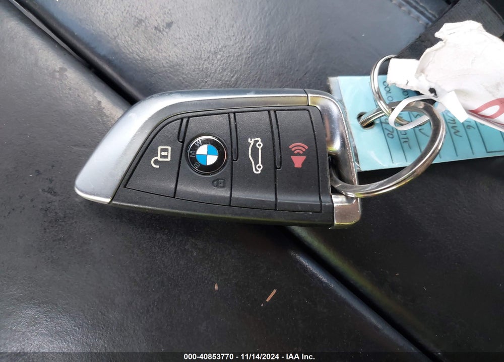 2016 BMW X5 M VIN: 5YMKT6C53G0R77970