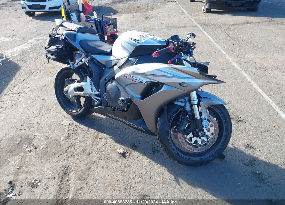 2006 HONDA CBR1000 RR VIN: JH2SC57056M200691