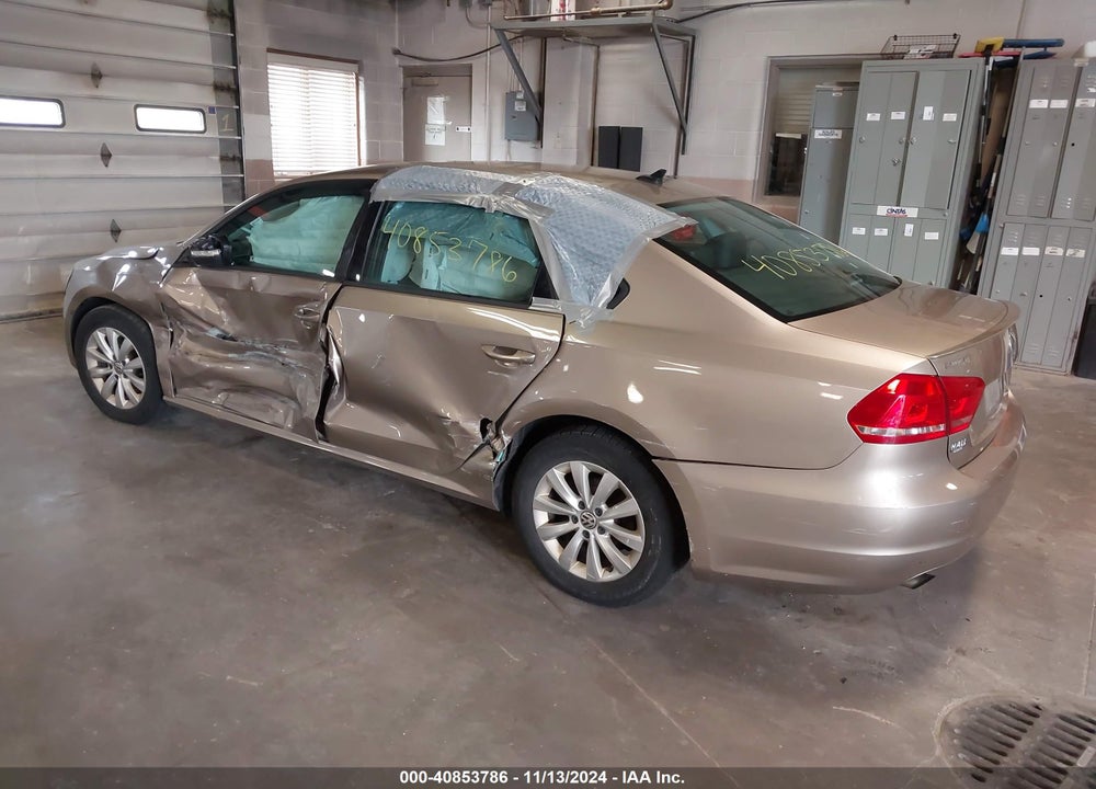 2015 VOLKSWAGEN PASSAT 1.8T WOLFSBURG EDITION VIN: 1VWAS7A31FC029995