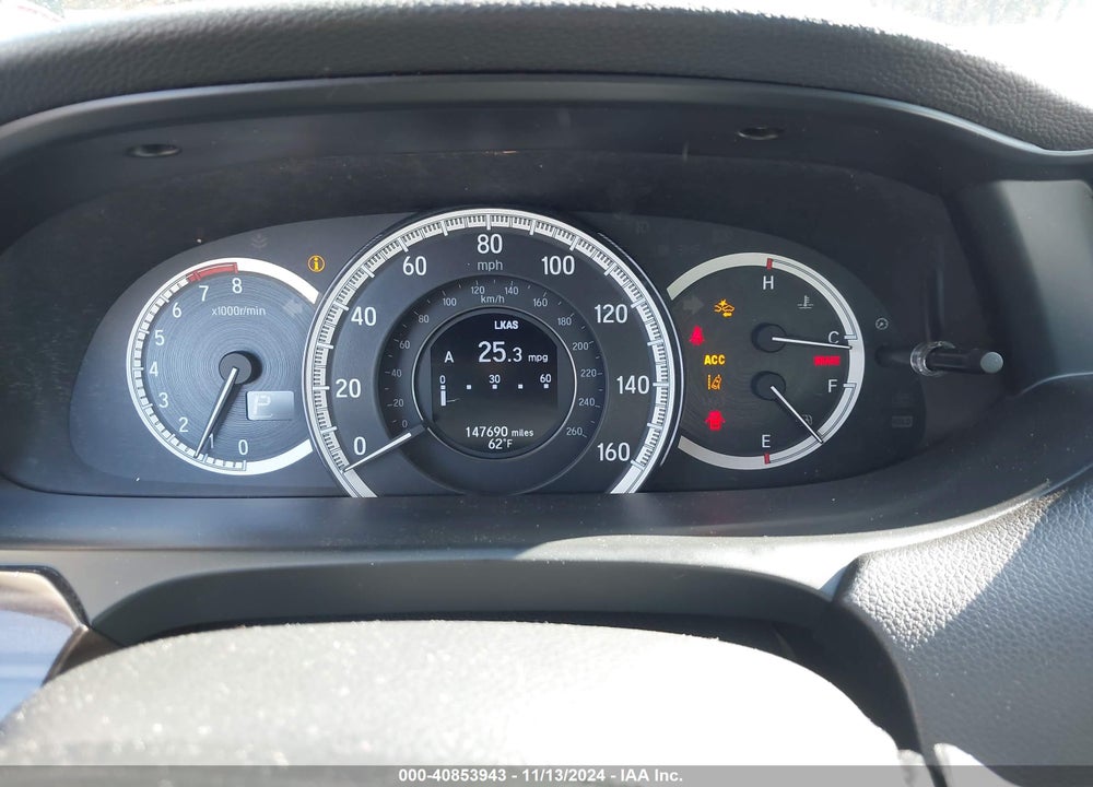 2016 HONDA ACCORD EX-L V-6 VIN: 1HGCR3F04GA015800