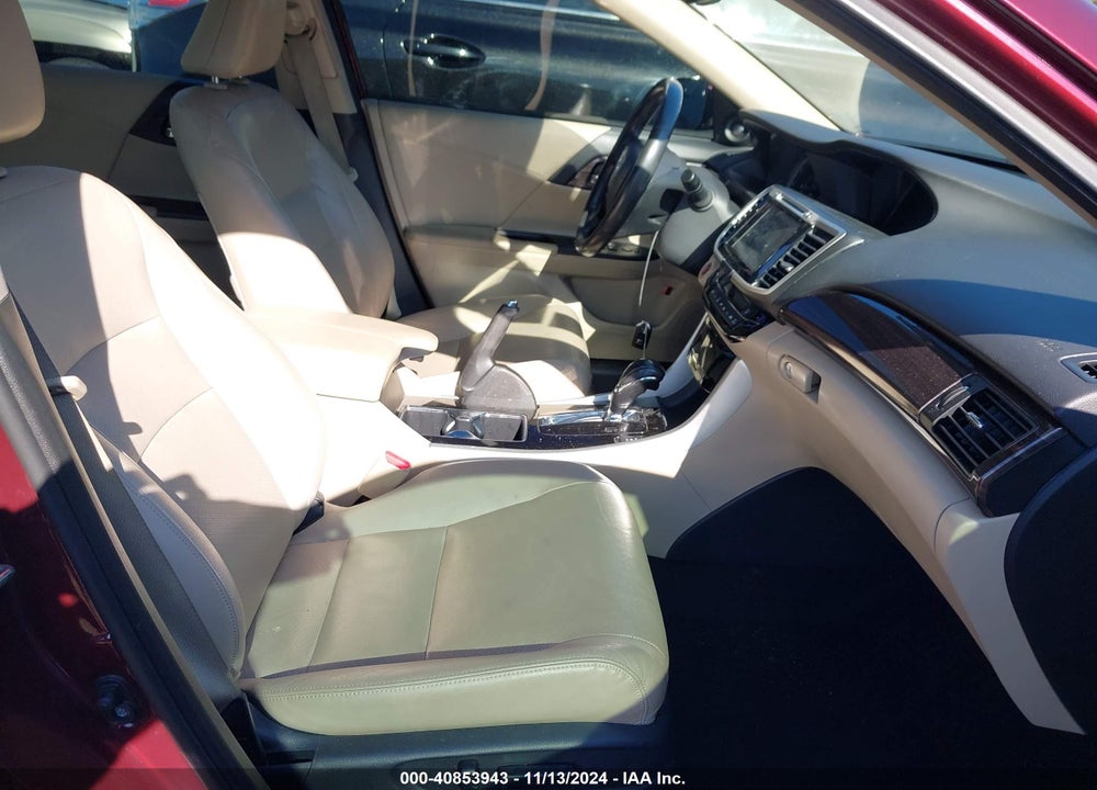 2016 HONDA ACCORD EX-L V-6 VIN: 1HGCR3F04GA015800