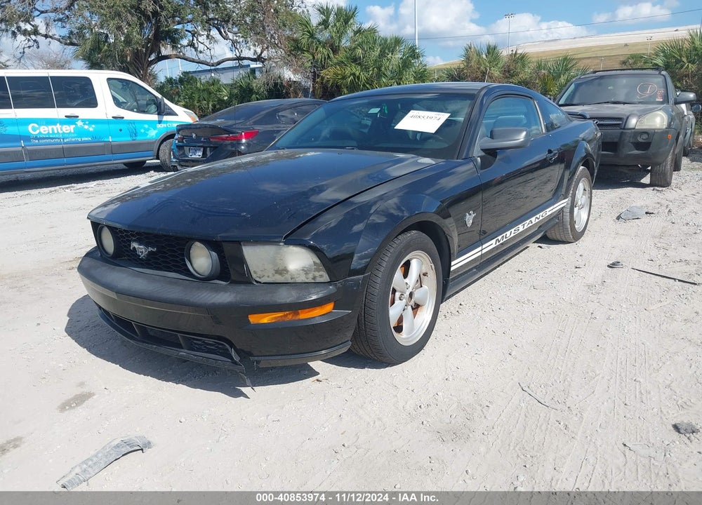 2009 FORD MUSTANG GT/GT PREMIUM VIN: 1ZVHT82H495130467