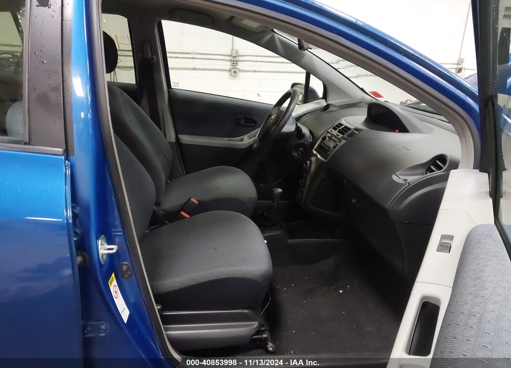 2009 TOYOTA YARIS VIN: JTDKT903595235282