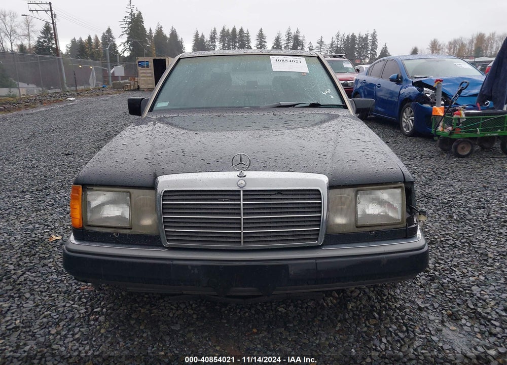 1991 MERCEDES-BENZ 300 E VIN: WDBEA30D5MB291112