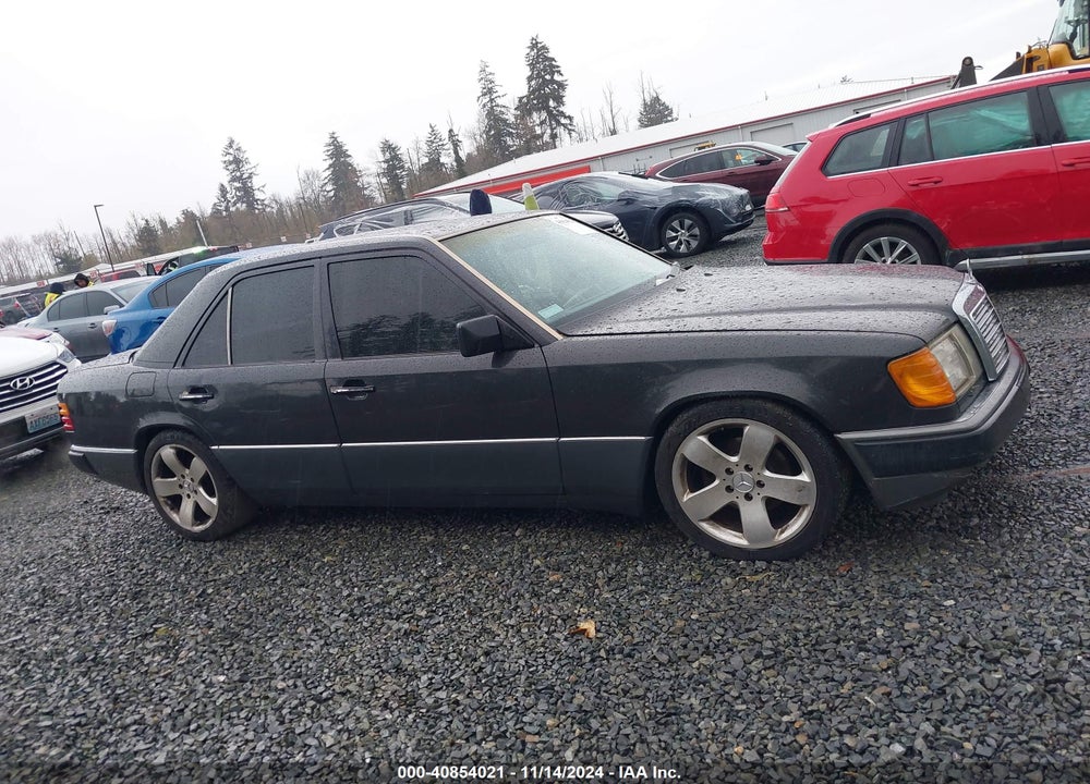 1991 MERCEDES-BENZ 300 E VIN: WDBEA30D5MB291112