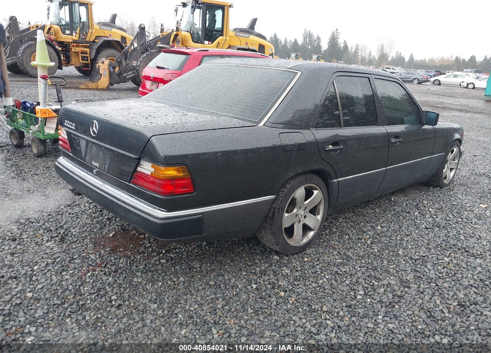 1991 MERCEDES-BENZ 300 E VIN: WDBEA30D5MB291112