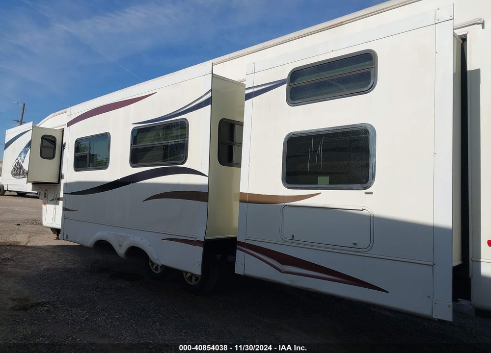 2011 KEYSTONE OTHER VIN: 4YDF3462XBR730477