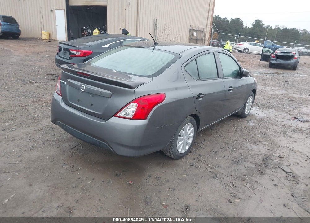 2018 NISSAN VERSA 1.6 S+ VIN: 3N1CN7AP4JL843399