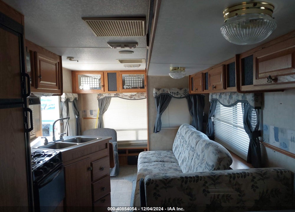 2005 FLEETWOOD TRAVEL TRAILER VIN: 1ED2Y302651598543
