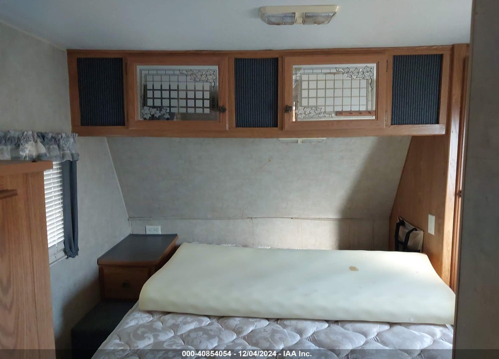2005 FLEETWOOD TRAVEL TRAILER VIN: 1ED2Y302651598543