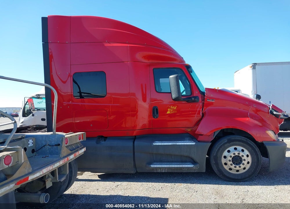2018 INTERNATIONAL LT VIN: 3HSDZAPR8JN097739