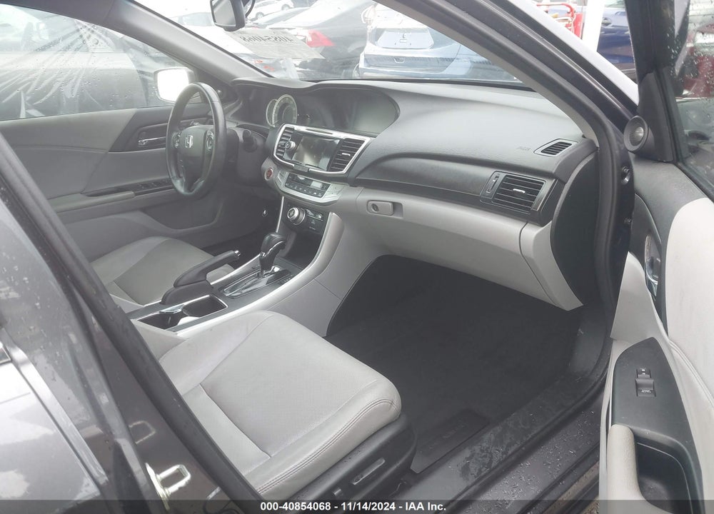 2015 HONDA ACCORD EX-L V-6 VIN: 1HGCR3F89FA011150