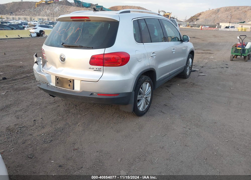 2013 VOLKSWAGEN TIGUAN SE VIN: WVGBV3AX3DW614630