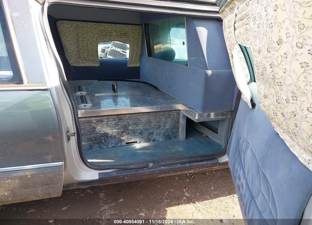 1996 CADILLAC FLEETWOOD BROUGHAM VIN: 1G6DW52P1TR706338