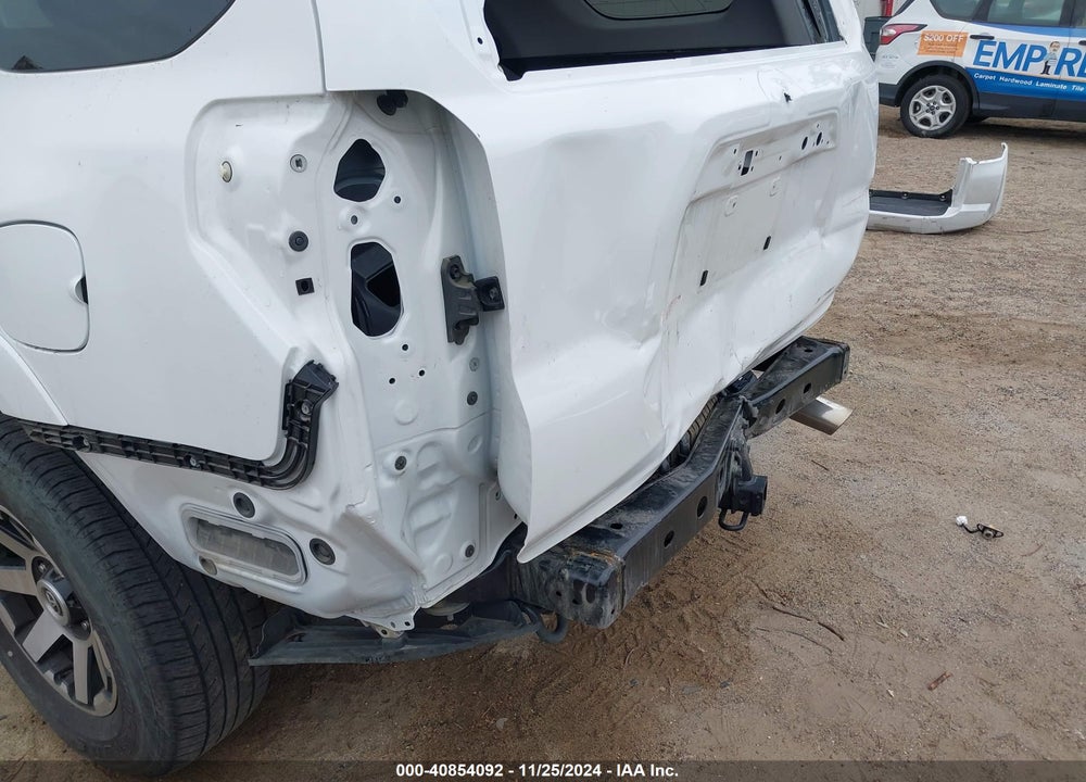 2019 TOYOTA 4RUNNER TRD OFF ROAD VIN: JTEBU5JR3K5649848