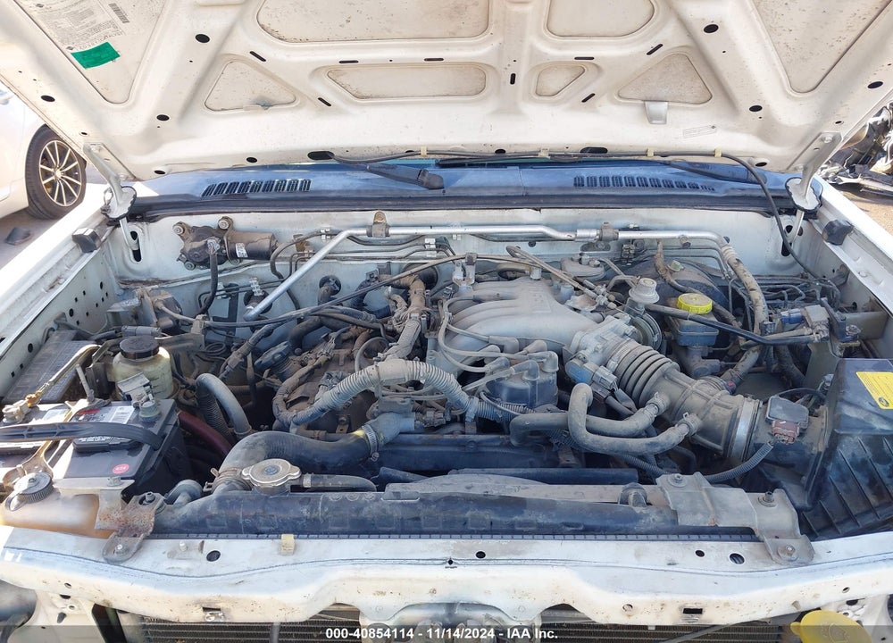 2004 NISSAN XTERRA XE VIN: 5N1ED28TX4C647123