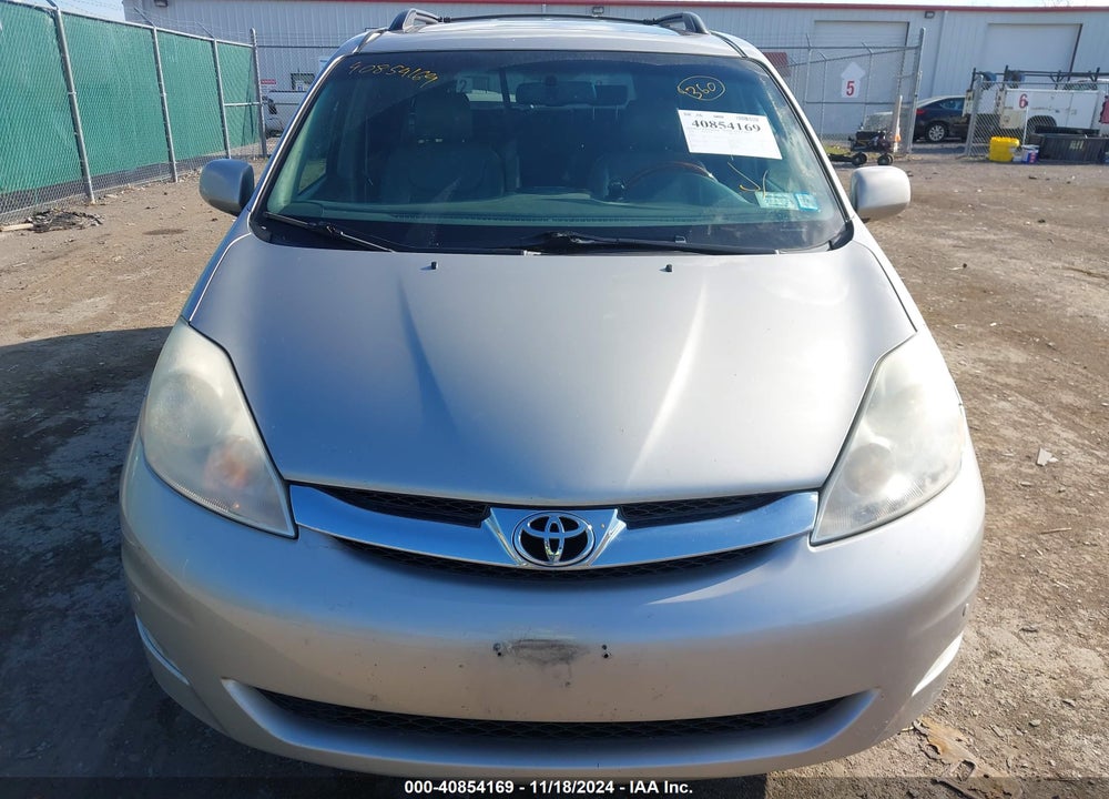 2008 TOYOTA SIENNA XLE/XLE LIMITED VIN: 5TDBK22C68S015908