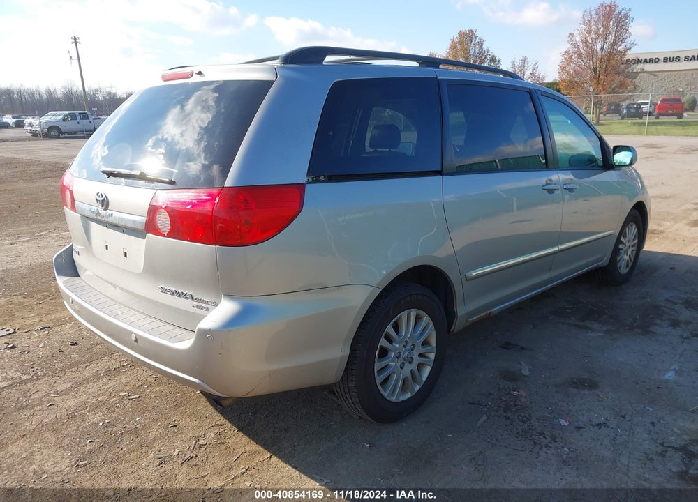 2008 TOYOTA SIENNA XLE/XLE LIMITED VIN: 5TDBK22C68S015908