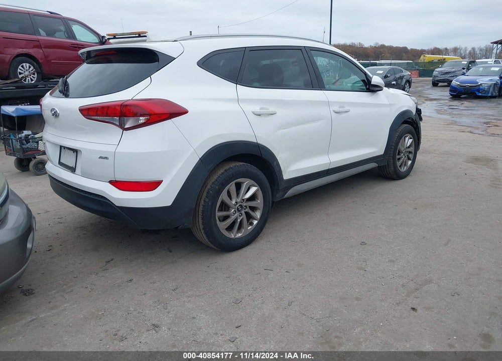 2018 HYUNDAI TUCSON SEL VIN: KM8J3CA40JU773359