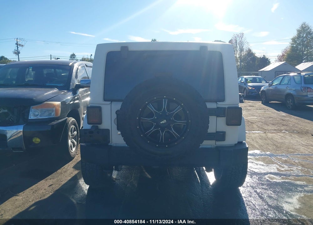 2016 JEEP WRANGLER UNLIMITED SPORT VIN: 1C4BJWDG7GL117986