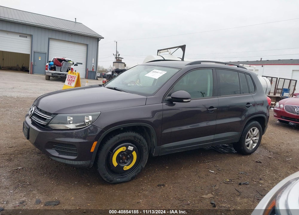 2016 VOLKSWAGEN TIGUAN S VIN: WVGBV7AX5GW592335