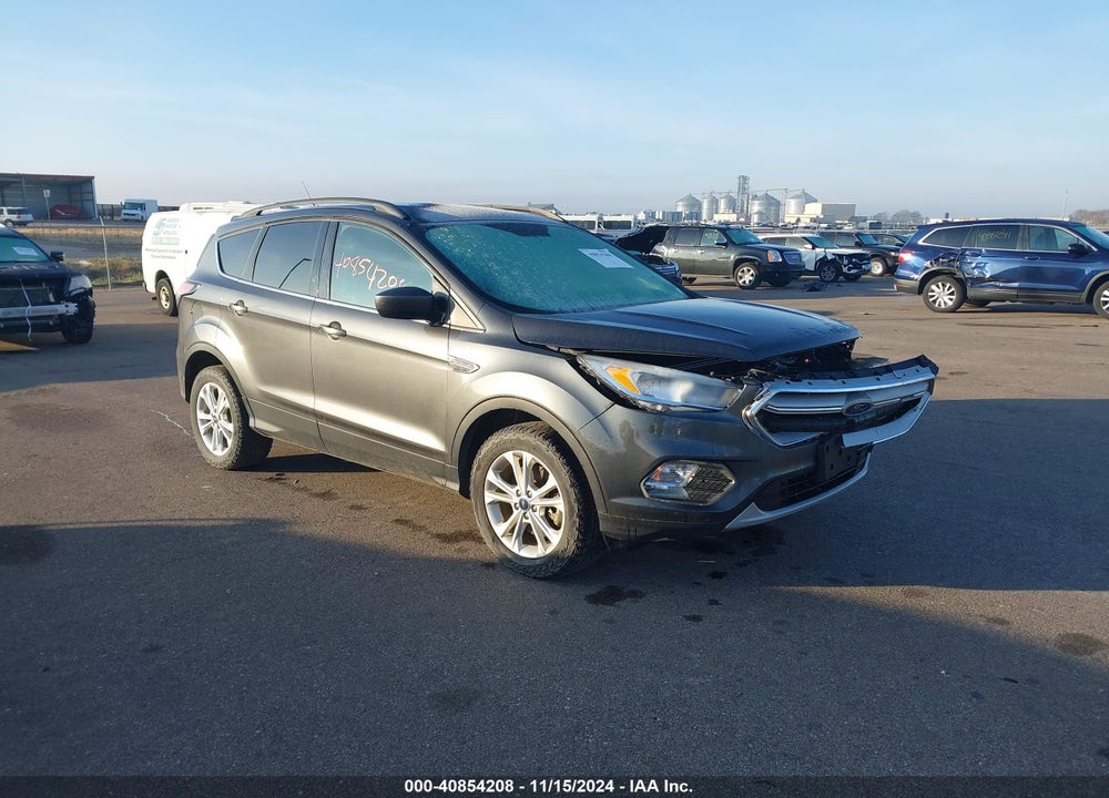 2018 FORD ESCAPE SE VIN: 1FMCU9GD1JUB73823