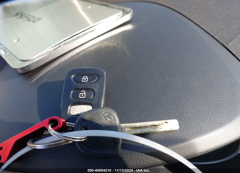 2011 HYUNDAI SONATA GLS VIN: 5NPEB4AC8BH092528