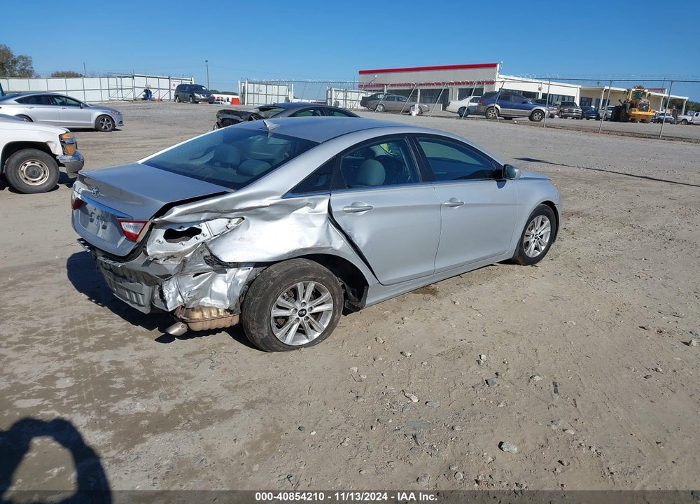 2011 HYUNDAI SONATA GLS VIN: 5NPEB4AC8BH092528