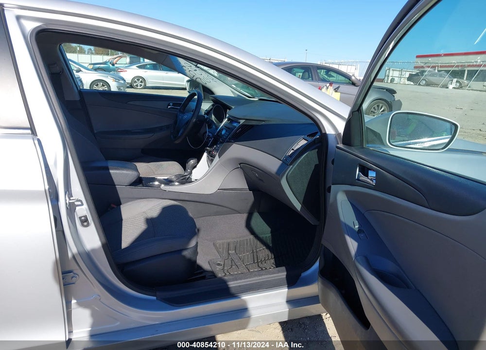 2011 HYUNDAI SONATA GLS VIN: 5NPEB4AC8BH092528