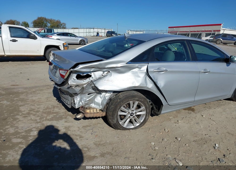 2011 HYUNDAI SONATA GLS VIN: 5NPEB4AC8BH092528