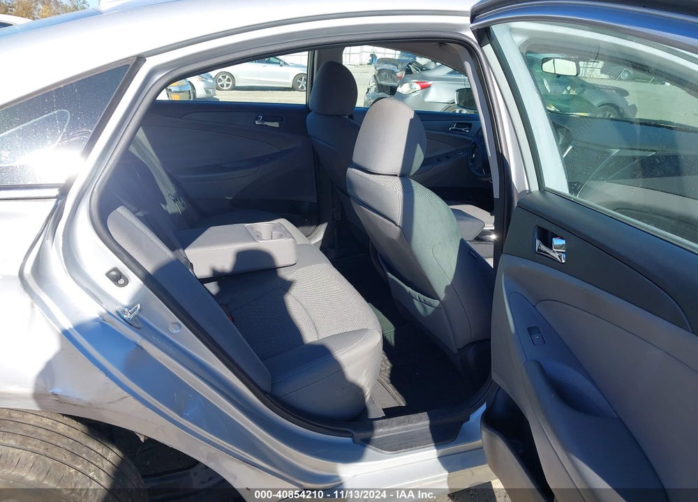 2011 HYUNDAI SONATA GLS VIN: 5NPEB4AC8BH092528