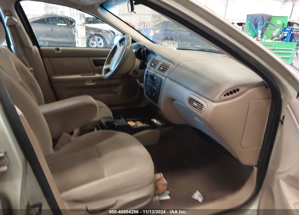2006 FORD TAURUS SE VIN: 1FAFP53U06A103266