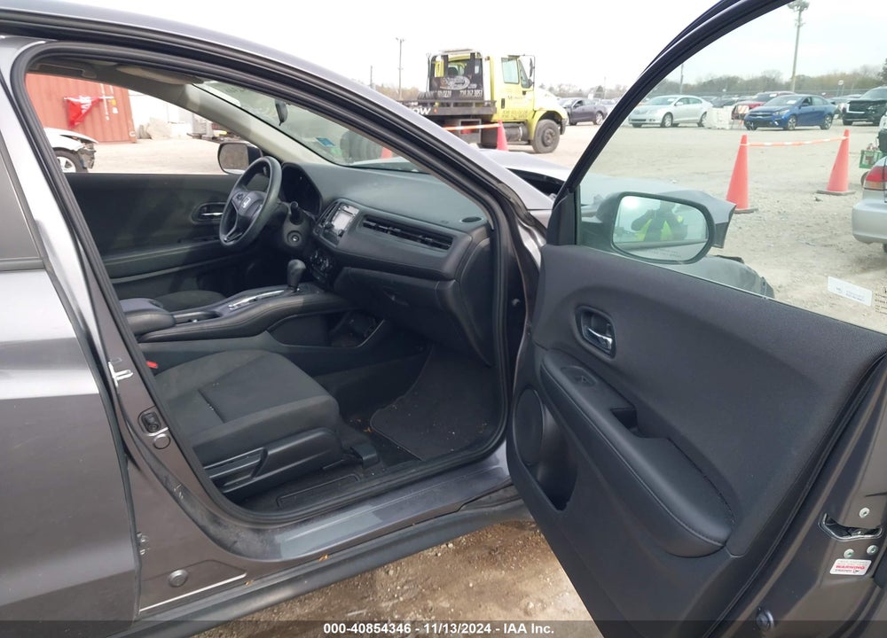 2022 HONDA HR-V AWD LX VIN: 3CZRU6H33NM774495