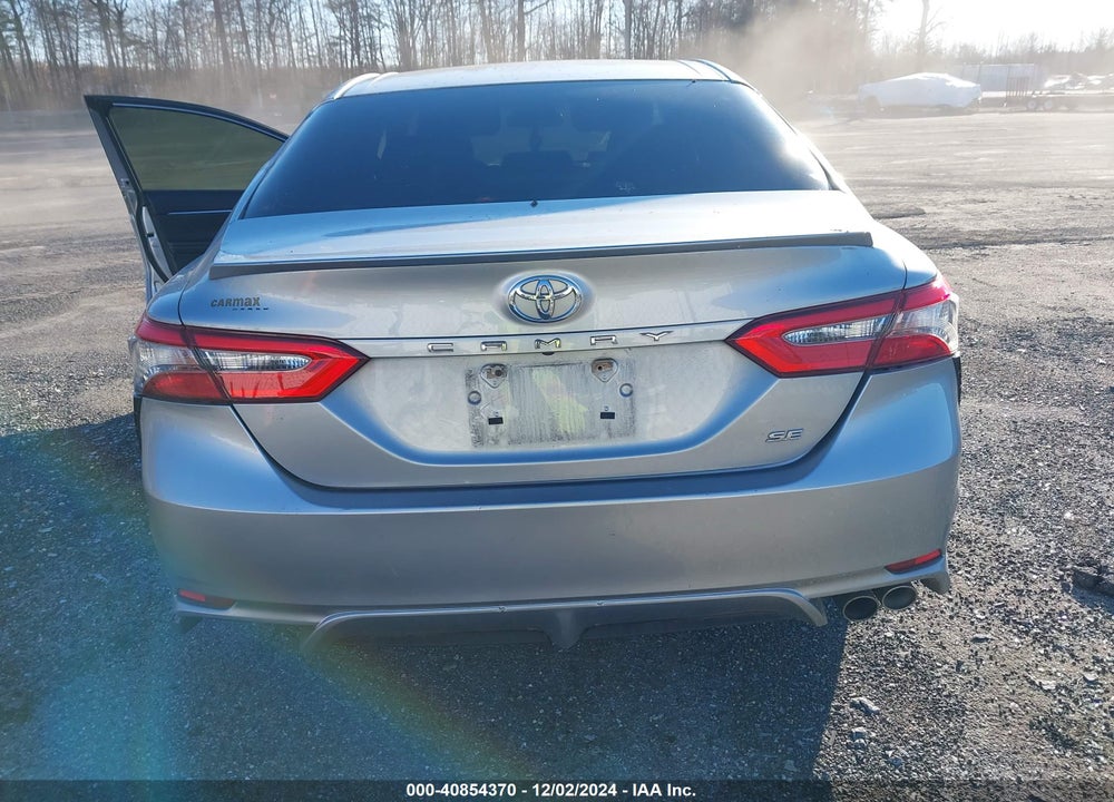 2018 TOYOTA CAMRY SE VIN: JTNB11HK7J3012482
