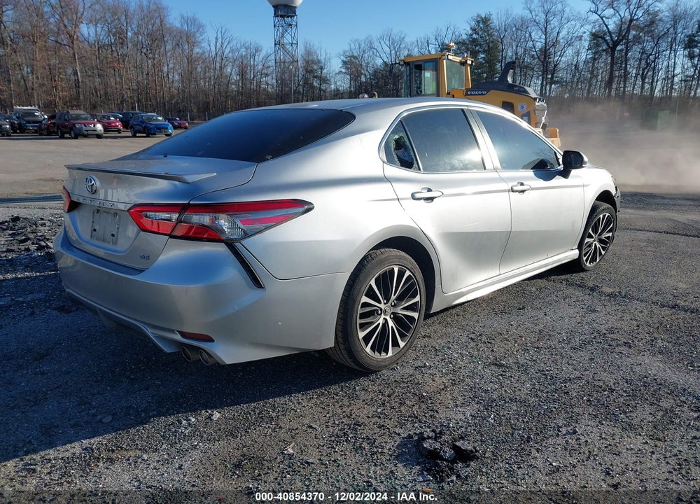 2018 TOYOTA CAMRY SE VIN: JTNB11HK7J3012482