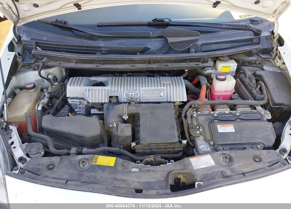 2015 TOYOTA PRIUS PLUG-IN VIN: JTDKN3DP5F3069888