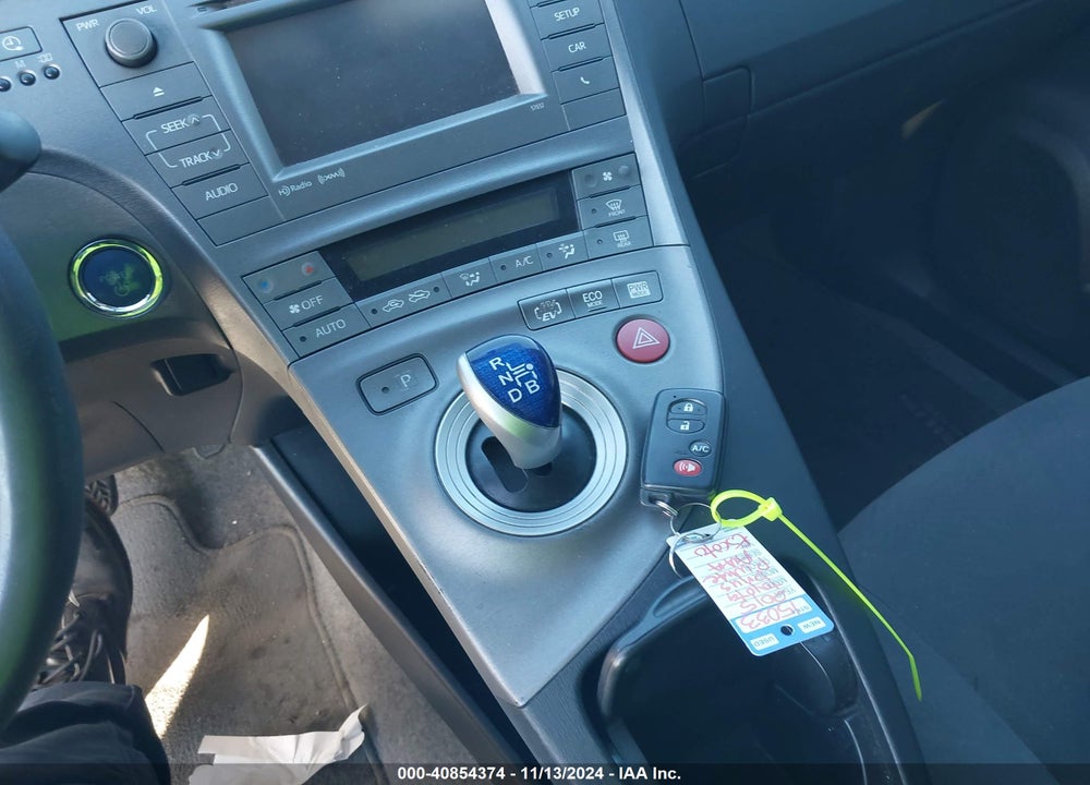 2015 TOYOTA PRIUS PLUG-IN VIN: JTDKN3DP5F3069888