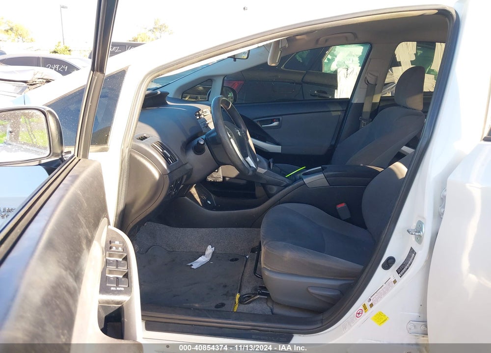 2015 TOYOTA PRIUS PLUG-IN VIN: JTDKN3DP5F3069888