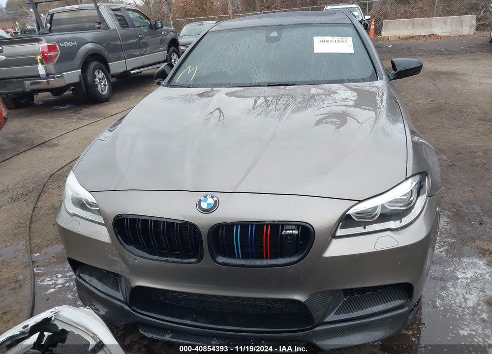 2015 BMW M5 VIN: WBSFV9C57FD594670