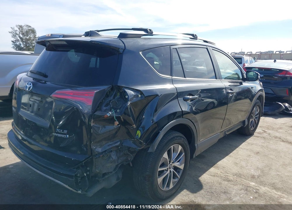 2017 TOYOTA RAV4 HYBRID XLE VIN: JTMRJREV1HD127065