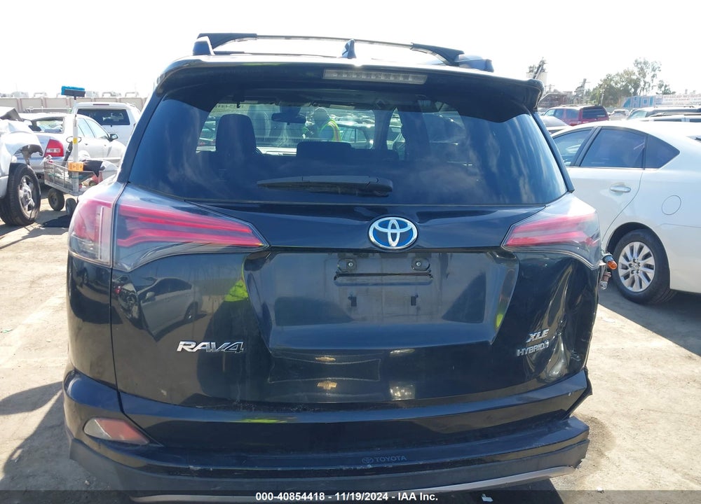 2017 TOYOTA RAV4 HYBRID XLE VIN: JTMRJREV1HD127065