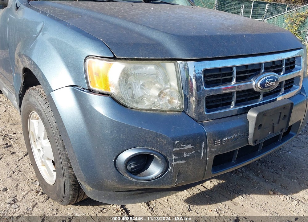 2011 FORD ESCAPE XLS VIN: 1FMCU0C70BKC28528