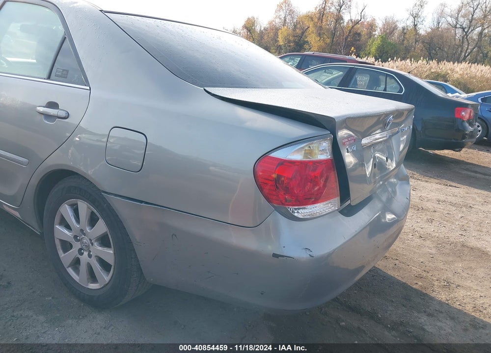 2006 TOYOTA CAMRY XLE VIN: 4T1BE30K96U715711